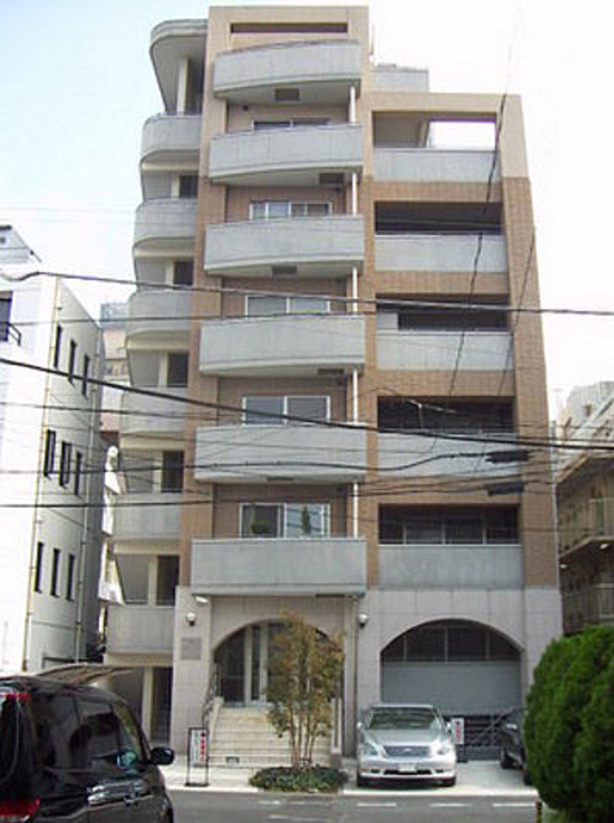 Land Minamiaoyama Housing Japan