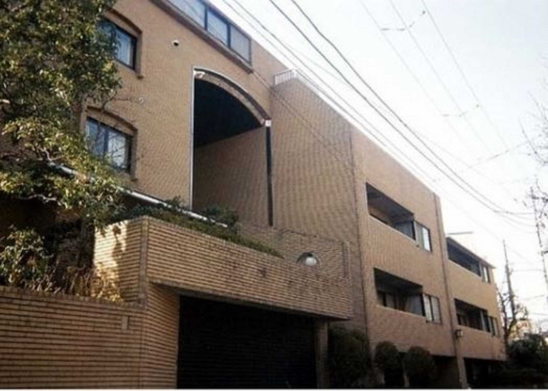 Y's Eminence Housing Japan