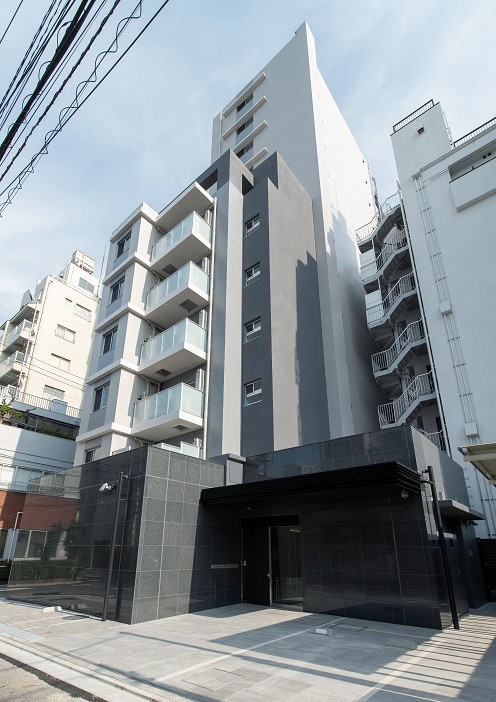 CREVIA RXE NIPPORI | Housing Japan