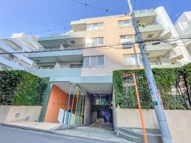 Tokyu Dwel Als Jingumae