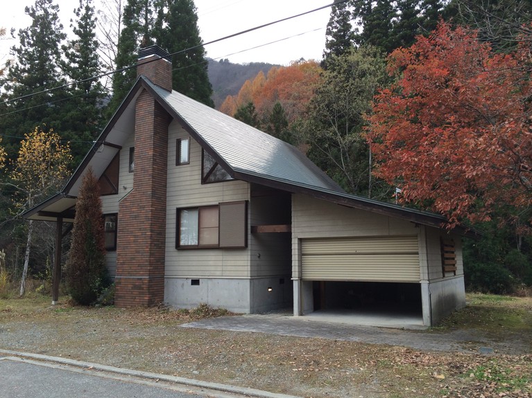 Upper Meitesu Villa