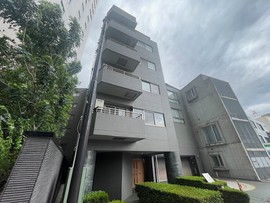 Sofia Higashi-Roppongi