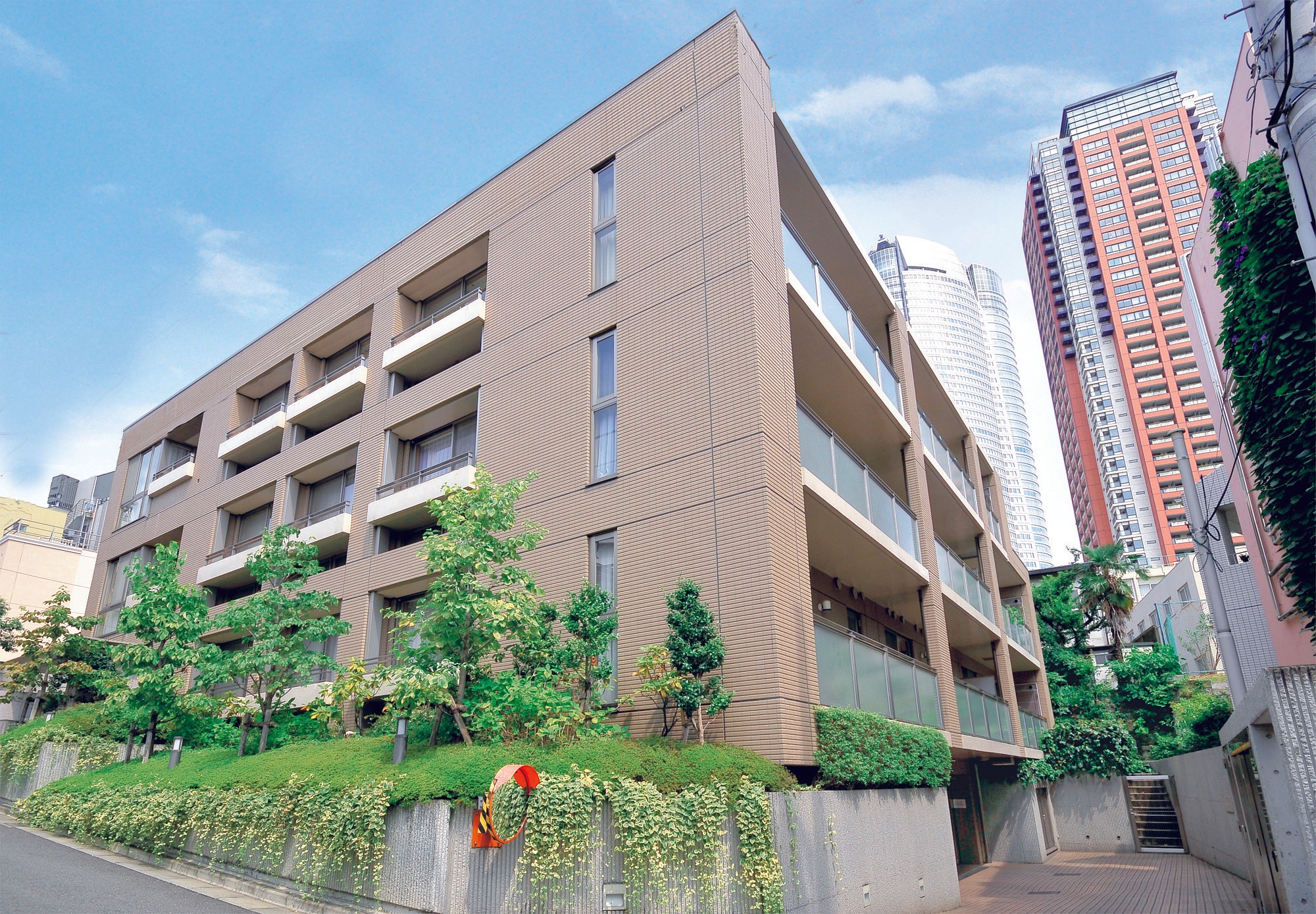 Bond House MotoAzabu（MotoAzabu Forest Plaza Ⅳ） Housing Japan